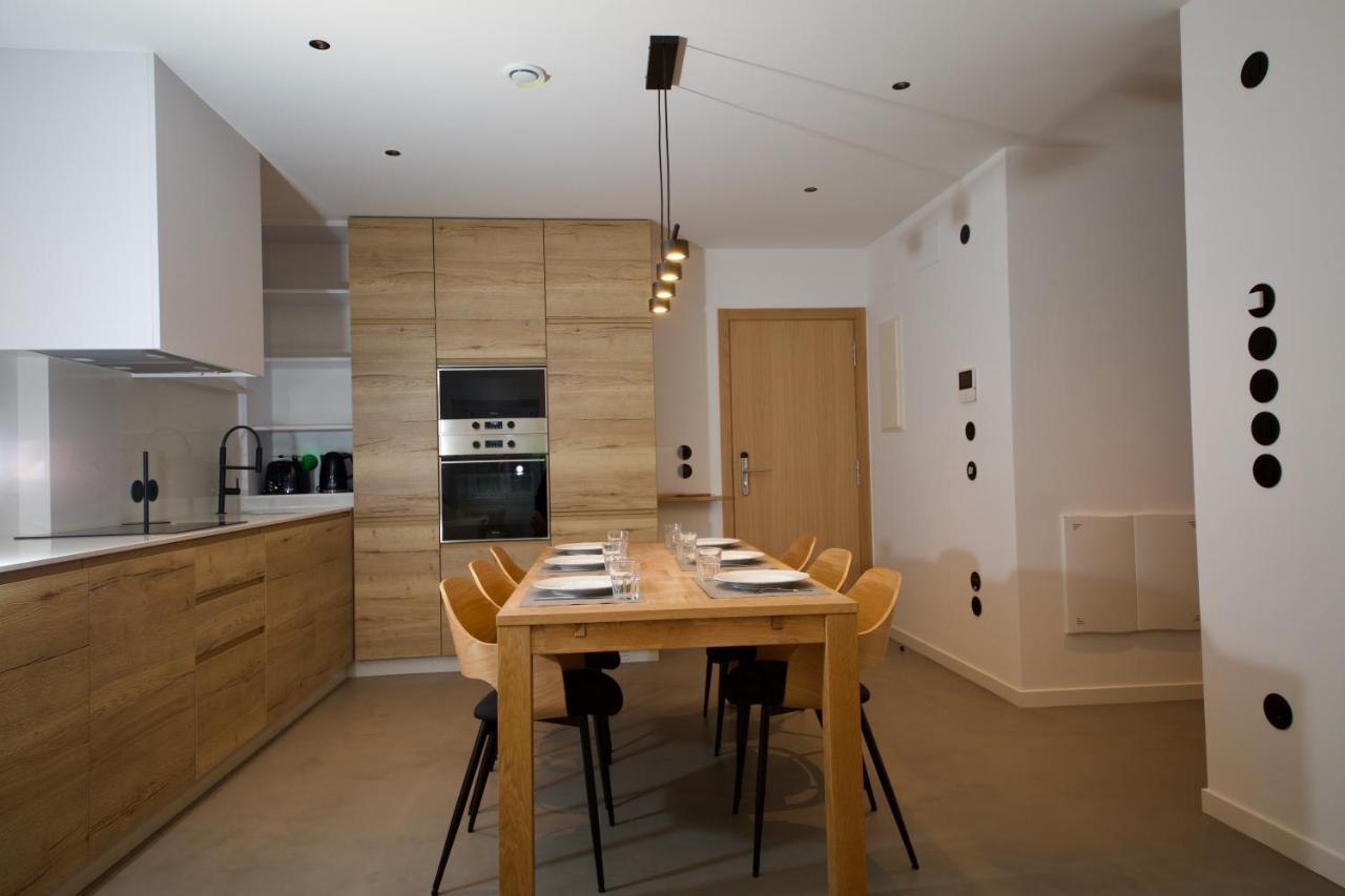Suite 101 - 2 Bedroom Suite At Amando Perez Suites Ribadeo Exterior foto
