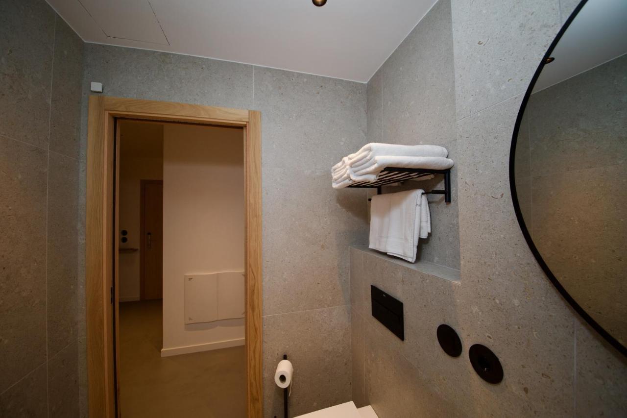 Suite 101 - 2 Bedroom Suite At Amando Perez Suites Ribadeo Exterior foto